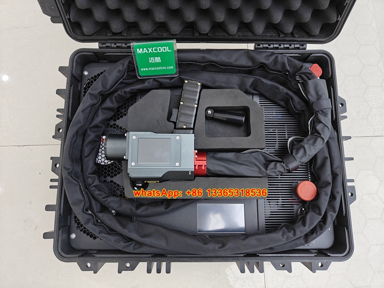 300W 200W 500W Handheld Laser  - Portable Laser Rust Removal 评论和价格